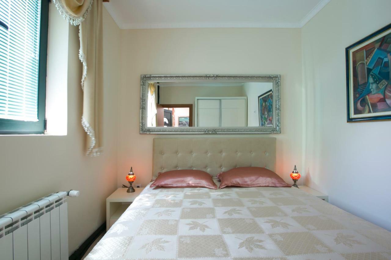 Apartments Holiday Lux Sutomore Ngoại thất bức ảnh