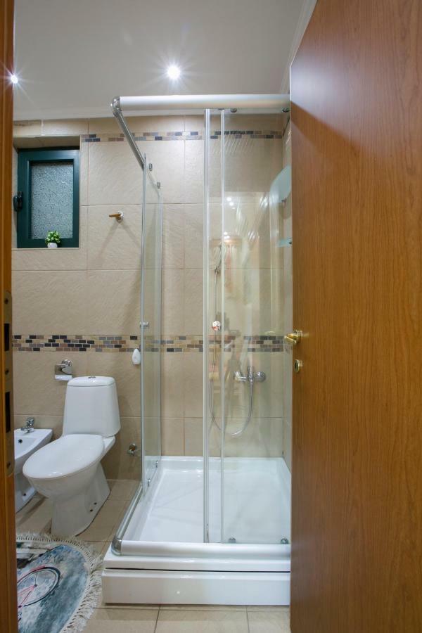 Apartments Holiday Lux Sutomore Ngoại thất bức ảnh